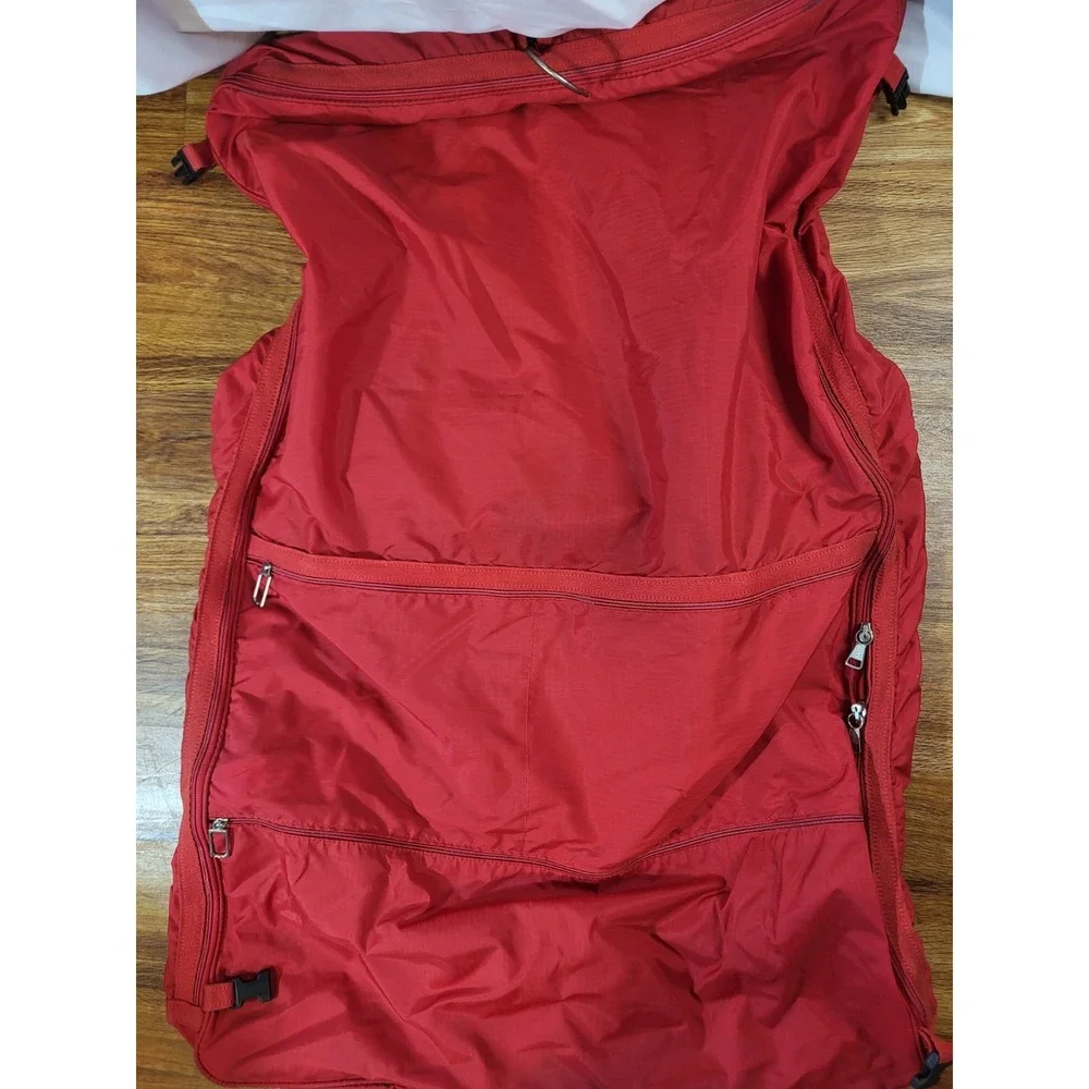 Le SportSac lesportsac hanging